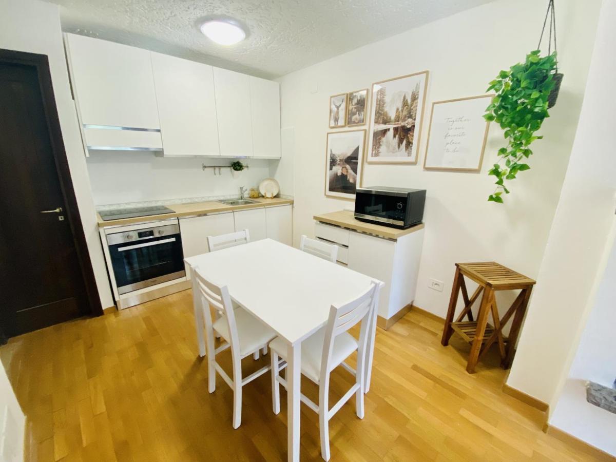 La Finestra Sul Brenta Con Posto Auto Privato Al Centro Di Mad Di Campiglio Cipat O22233-At-O13262 Apartamento Folgarida Exterior foto