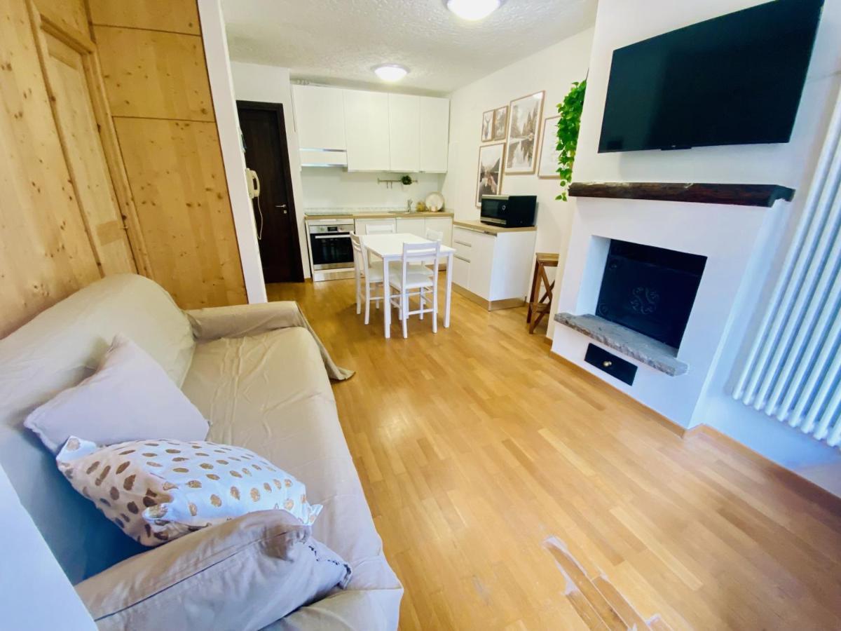 La Finestra Sul Brenta Con Posto Auto Privato Al Centro Di Mad Di Campiglio Cipat O22233-At-O13262 Apartamento Folgarida Exterior foto